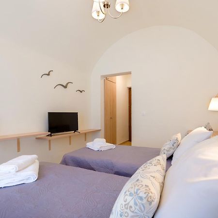 Alexander'S Great View Aparthotel Fira  Exterior foto
